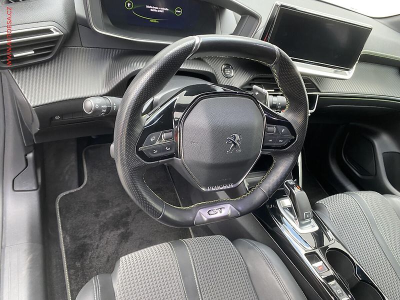Peugeot 208 (2021) 1.2 PT, GT Line, AT - fotka 12 z 19