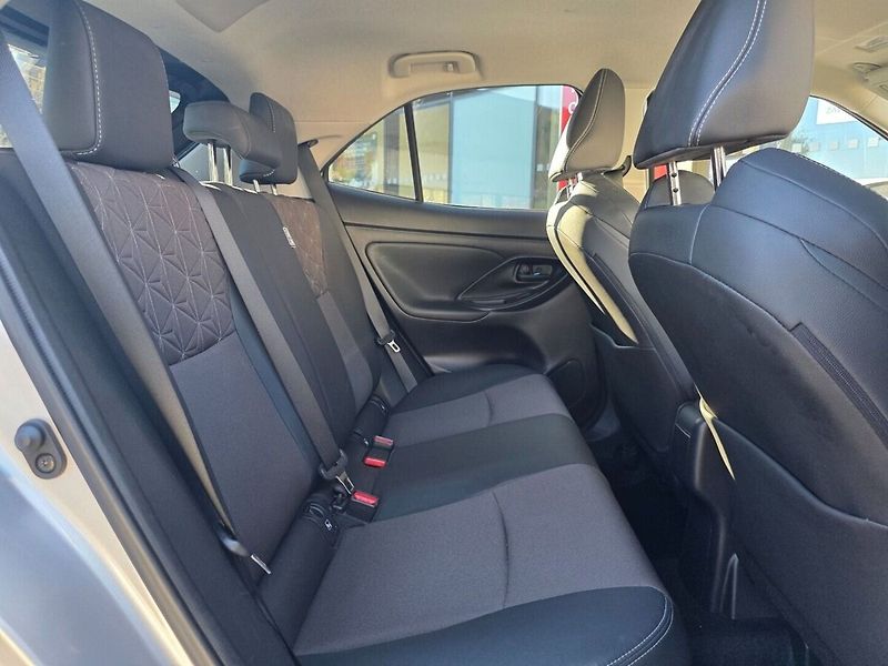 Toyota Yaris Cross 1.5 Executive 1.MAJ TAŽNÉ - fotka 10 z 17
