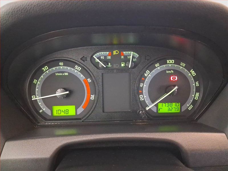 Škoda Fabia (2007) Ambiente 1.4 16V, Serv.kniha - fotka 11 z 16