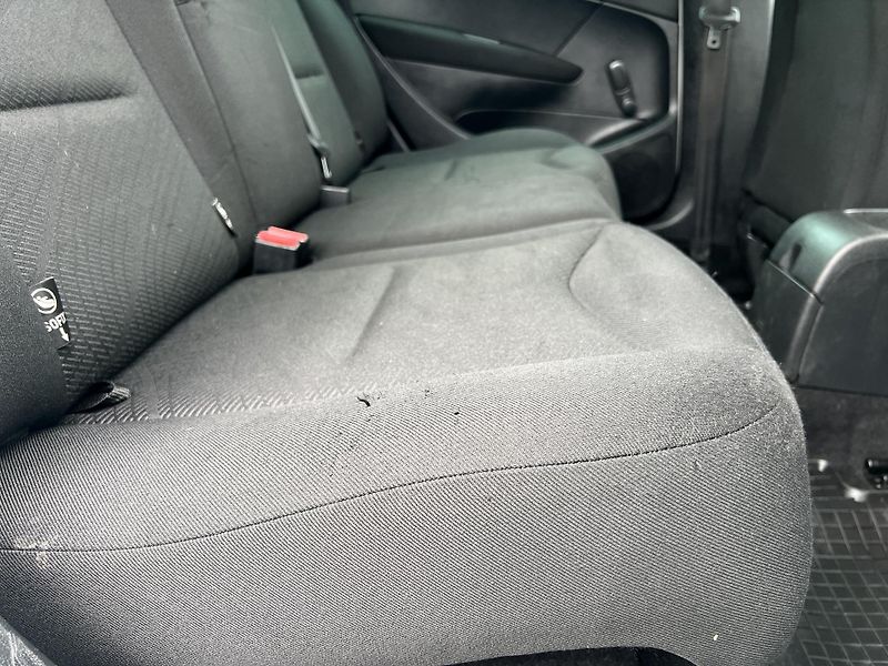 Peugeot 308 1.6HDi KOUPENO V ČR odp.DPH - fotka 26 z 37