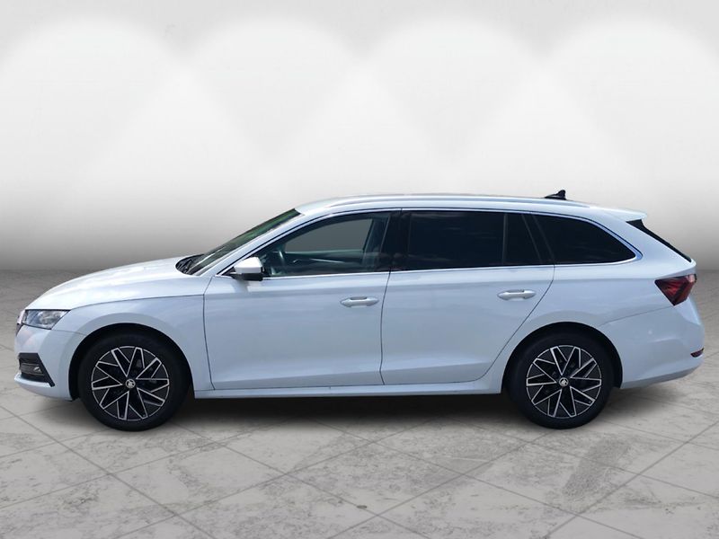 Škoda Octavia COMBI 2.0 TDi STYLE - fotka 3 z 30