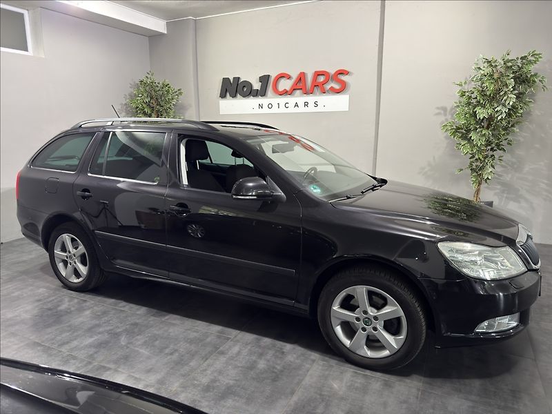 Škoda Octavia 1,4   TSI 90KW XENON ELEGENACE - fotka 30 z 33