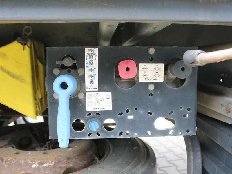 Krone SD 04, MULTILOCK, ZVEDACÍ NÁPRAVA - fotka 6 z 12