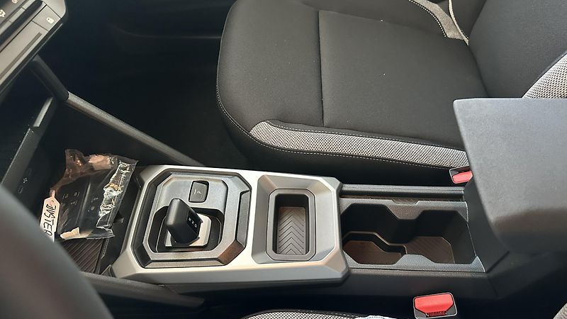 Dacia Duster (2026) Journey Eco-G 120 auto - fotka 12 z 15