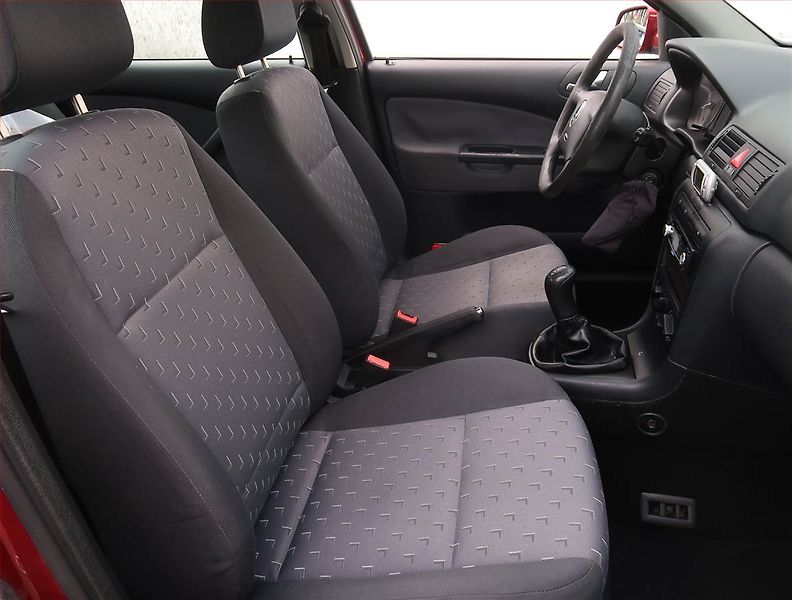 Škoda Octavia (2007) 1.6, LPG, Serv.kniha, Tažné - fotka 9 z 16