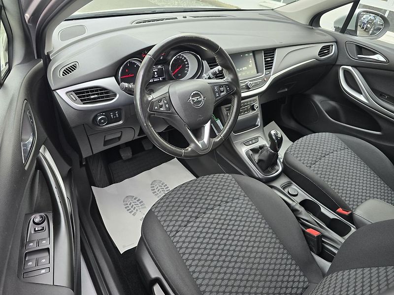 Opel Astra 81kW ENJOY DIGIKLIMA - fotka 10 z 24