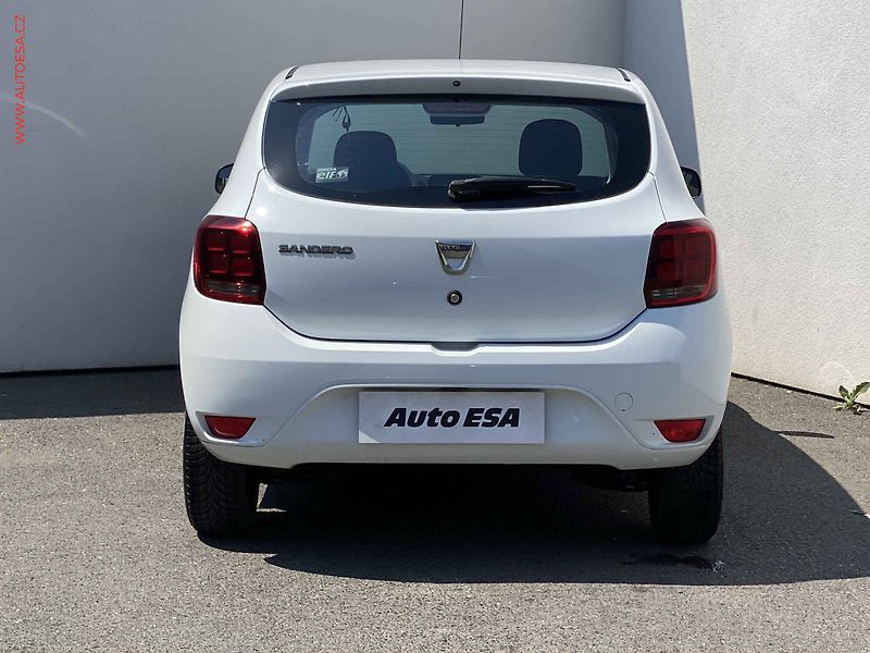 Dacia Sandero (2018) 1.0i, 1.maj,ČR, Klima - fotka 5 z 15