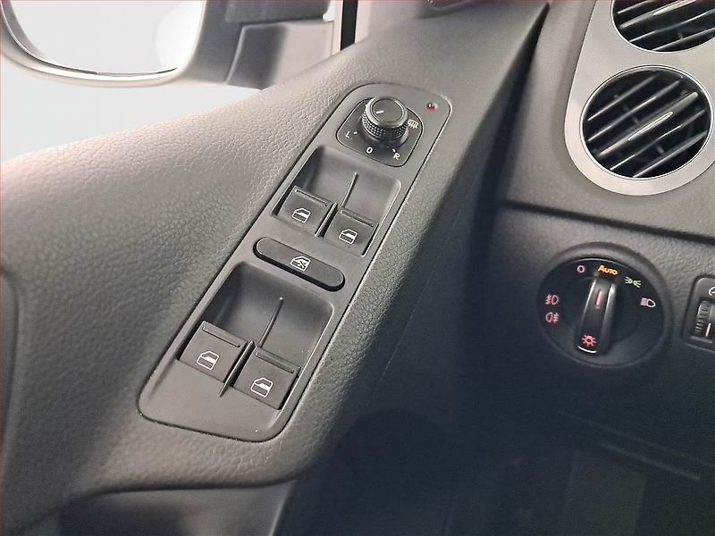Volkswagen Tiguan (2015) 2.0 TDI, Tempomat - fotka 18 z 19