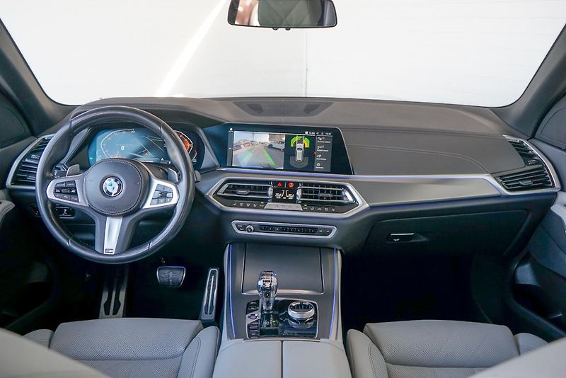 BMW X5 (2023) - fotka 14 z 28