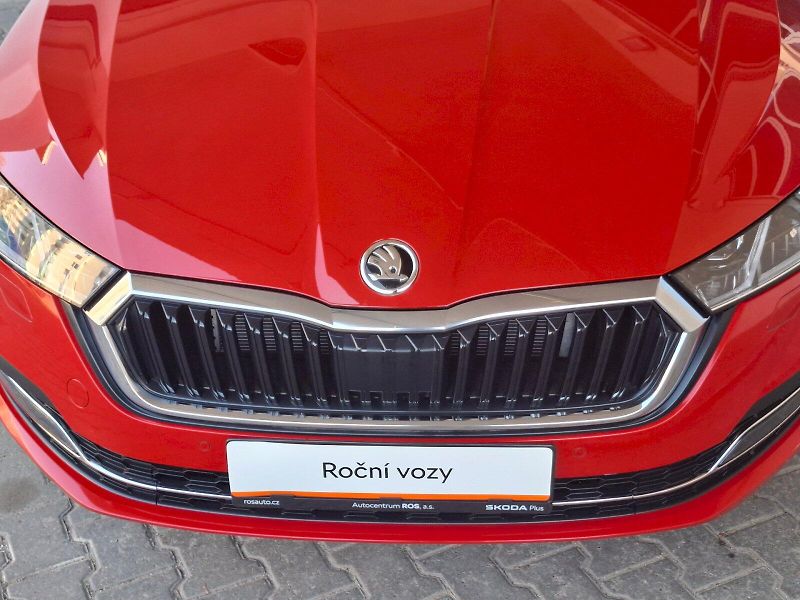 Škoda Octavia (2024) STYLE PLUS TD 110/2.0 A7F - fotka 36 z 37