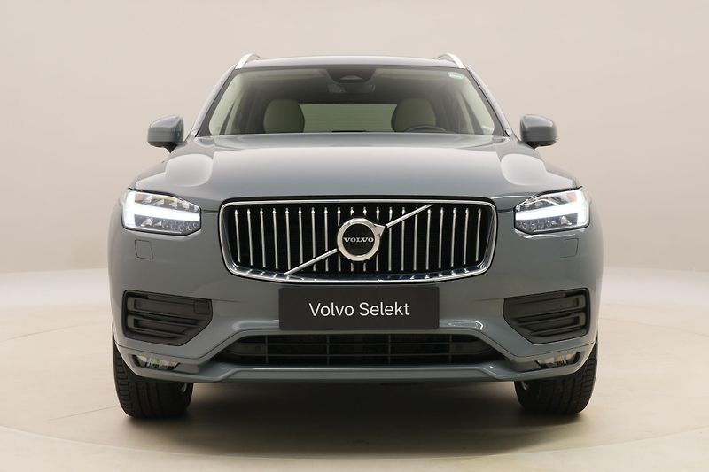 Volvo XC90 B5 AWD CORE AUT CZ - fotka 16 z 58