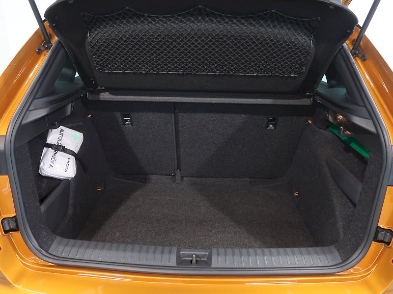 Škoda Kamiq (2025) MONTE CARLO 1.5TSI 110KW DSG P - fotka 39 z 40