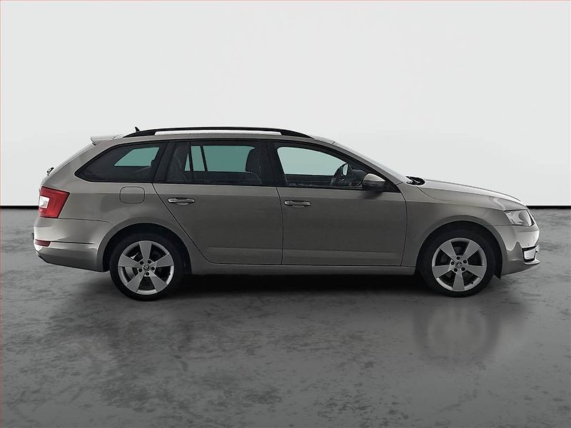 Škoda Octavia (2016) 2.0 TDI, Serv.kniha, Tempomat - fotka 6 z 16