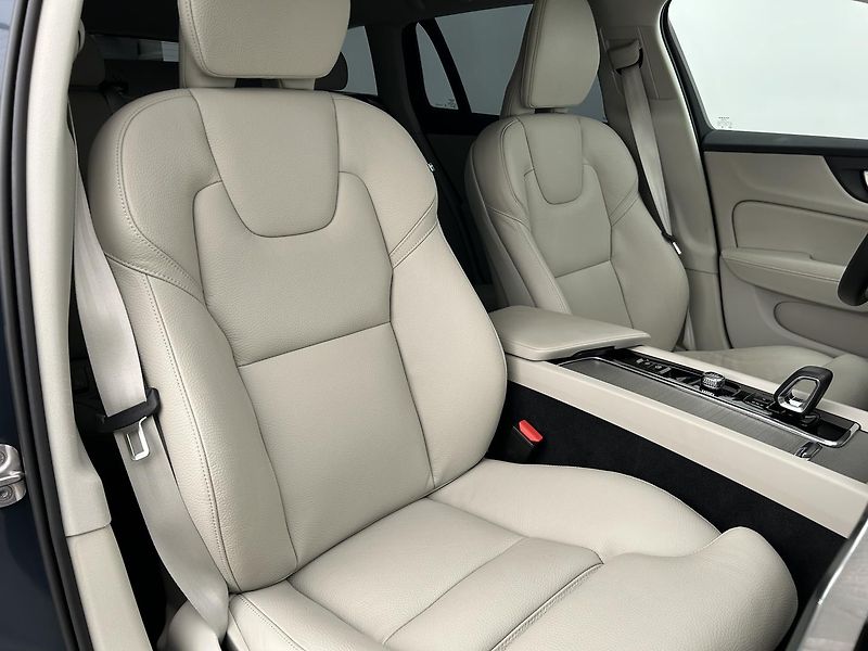 Volvo V60 2.0 B5 4x4 CC PLUS - fotka 18 z 31