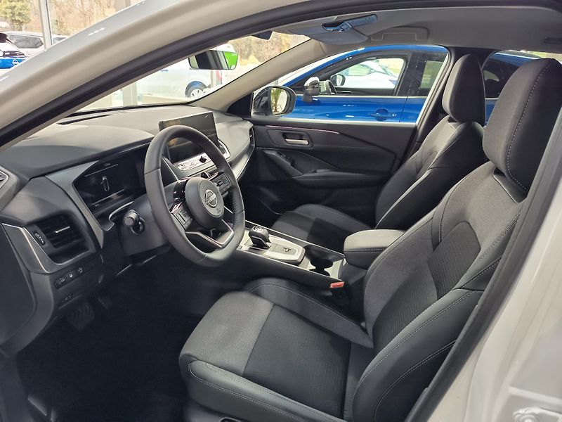 Nissan Qashqai (2026) 1,3DIG-T 116kW SMART EDITION - fotka 8 z 20