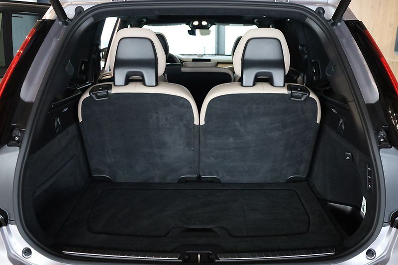 Volvo XC90 T8 Ultra Dark, Bowers, Tažné - fotka 7 z 41