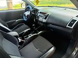 Mitsubishi Outlander (2010) 2.2 DI-D, 130kw 4x4 - náhled 8