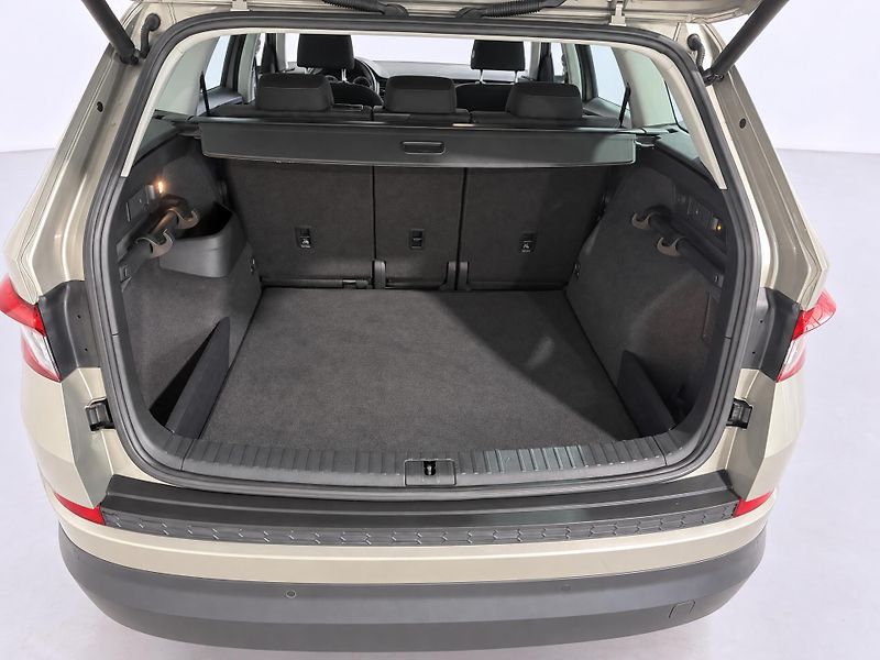 Škoda Kodiaq 2,0 TDi 110kW Style DSG 4x4 CZ - fotka 9 z 33