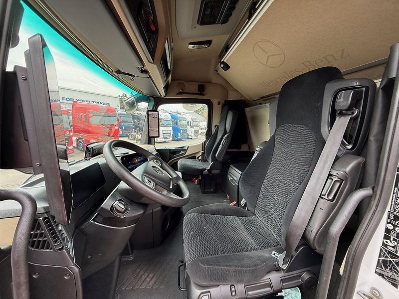 Mercedes-Benz 1845 Actros EURO 6 MEGA/lowdec - fotka 14 z 18