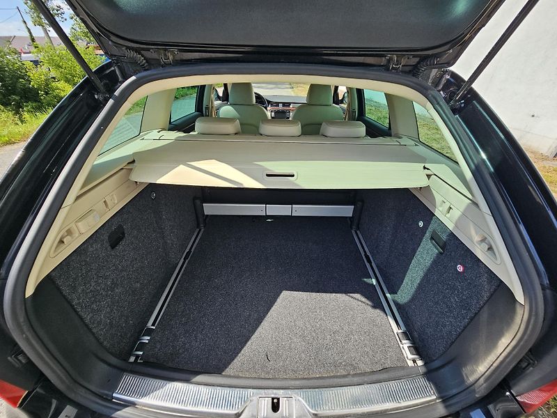Škoda Superb (2010) 2 2.0 TDI DSG TAŽNÉ  - fotka 18 z 18