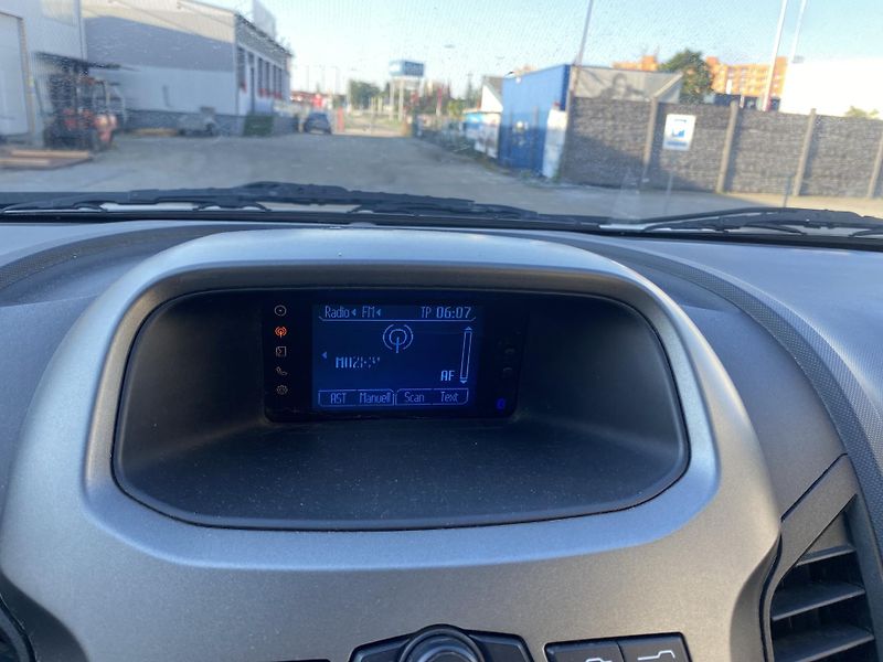 Ford Ranger (2013) 2,2 TDCi XL - 4x4 - fotka 20 z 26