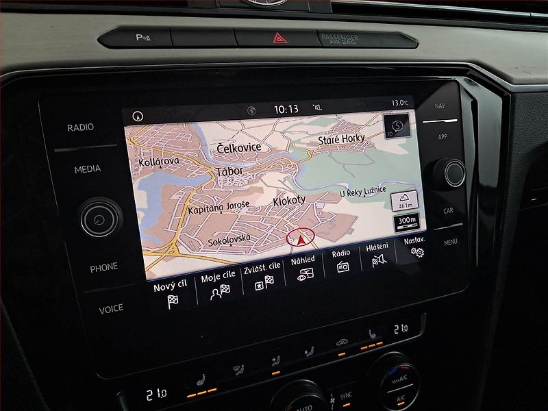 Volkswagen Passat (2019) R-Line 2.0 TDI, Automat, Kůže - fotka 13 z 24