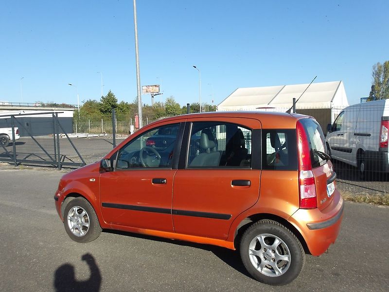 Fiat Panda 1,1i ČR NOVÁ STK ! - fotka 5 z 24