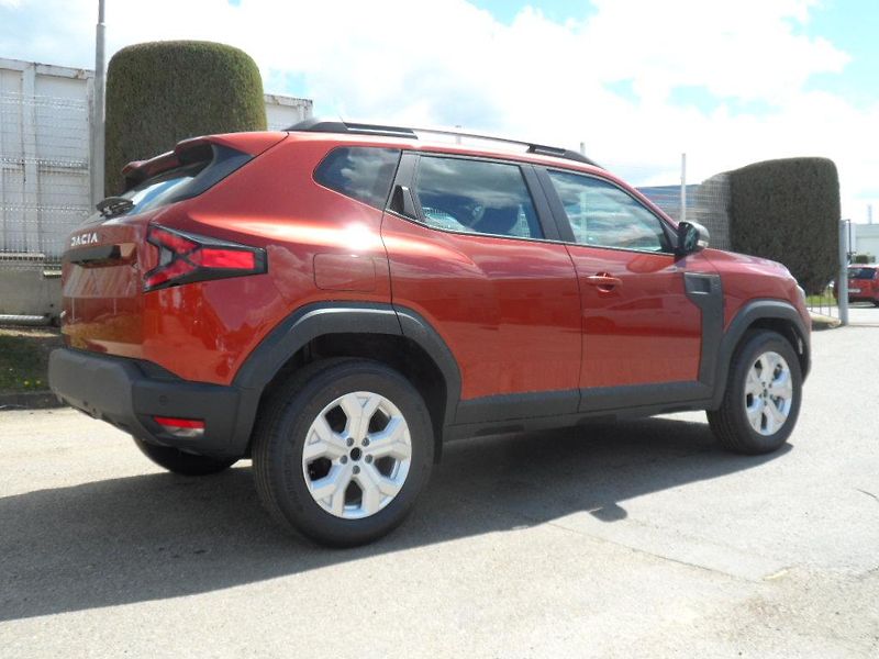 Dacia Duster (2026) expression mild hybrid 140   - fotka 3 z 5