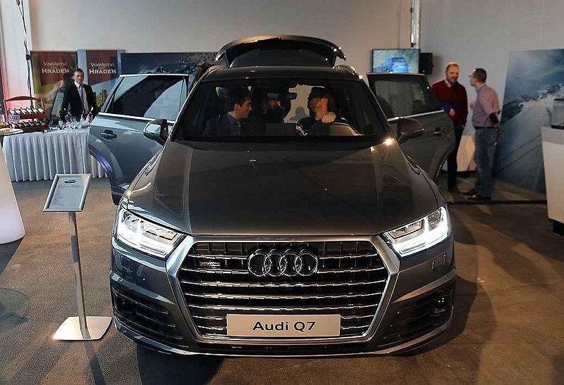 Audi Q7.