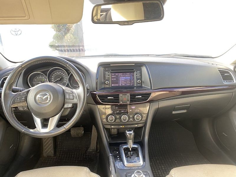 Mazda 6 2.5Skyactiv, ČR, automat, Bose - fotka 10 z 18