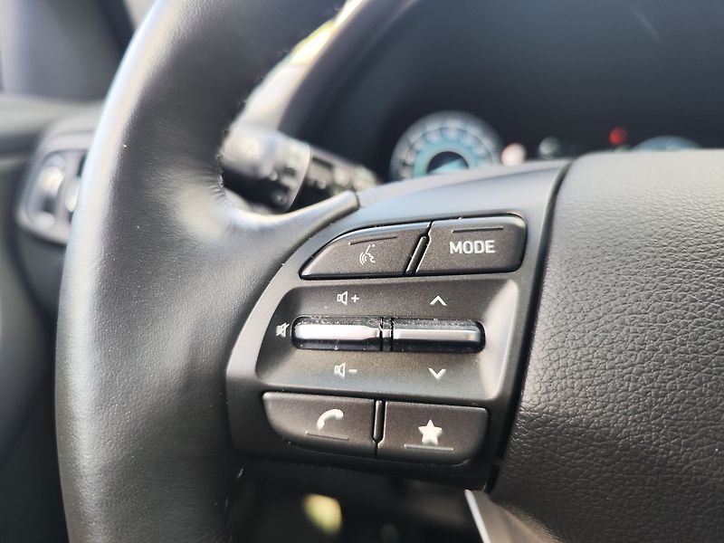 Hyundai i30 1.5 T-GDI/103kW Style Safety - fotka 28 z 34