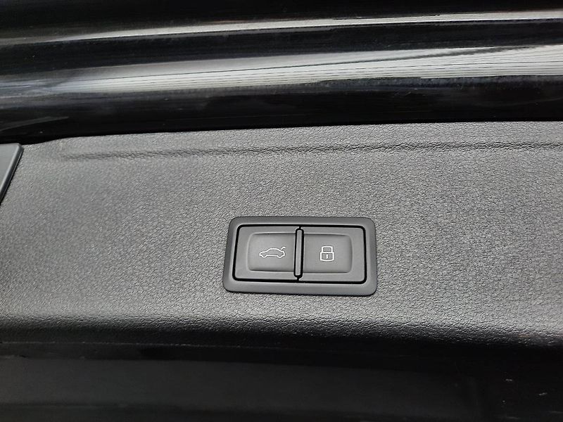 Audi A4 (2022) Avant 40 TFSI quattro (150kW/2 - fotka 24 z 26