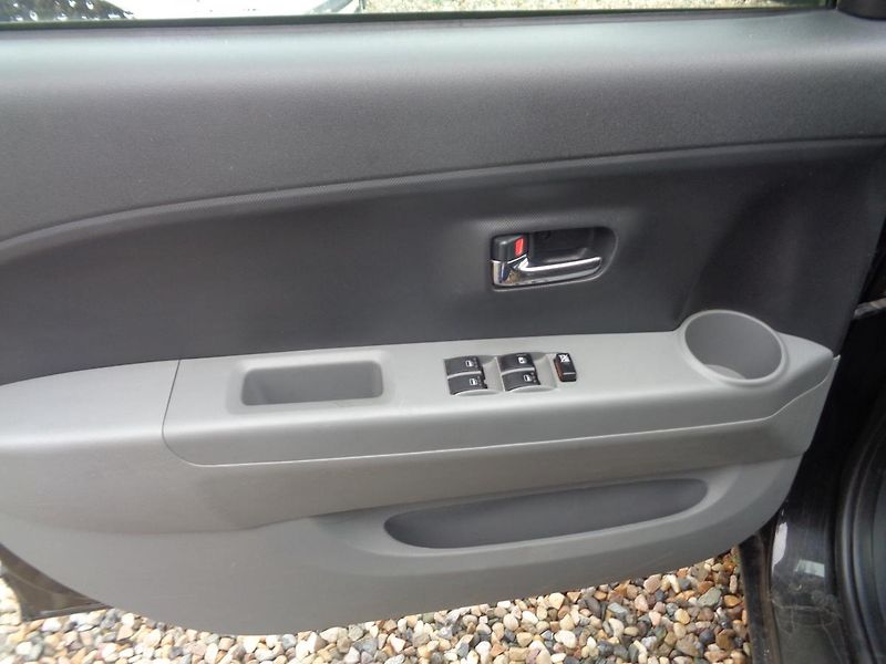 Subaru Justy 1,0 - fotka 11 z 12