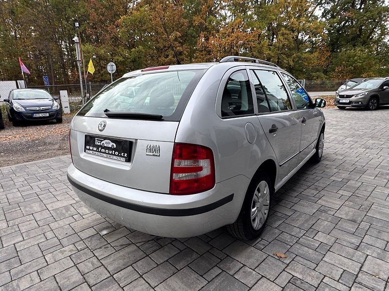 Škoda Fabia (2005) 1.4 - fotka 5 z 33