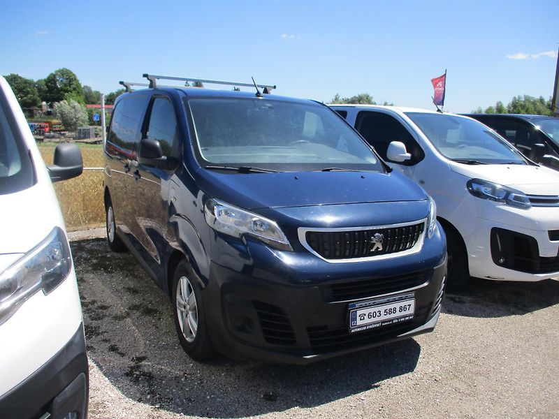 Peugeot Expert (2016) 2,0 HDi - fotka 2 z 11