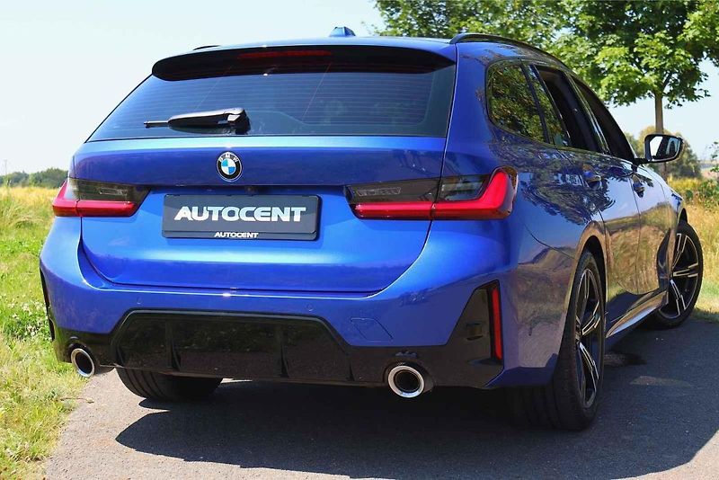 BMW 320i