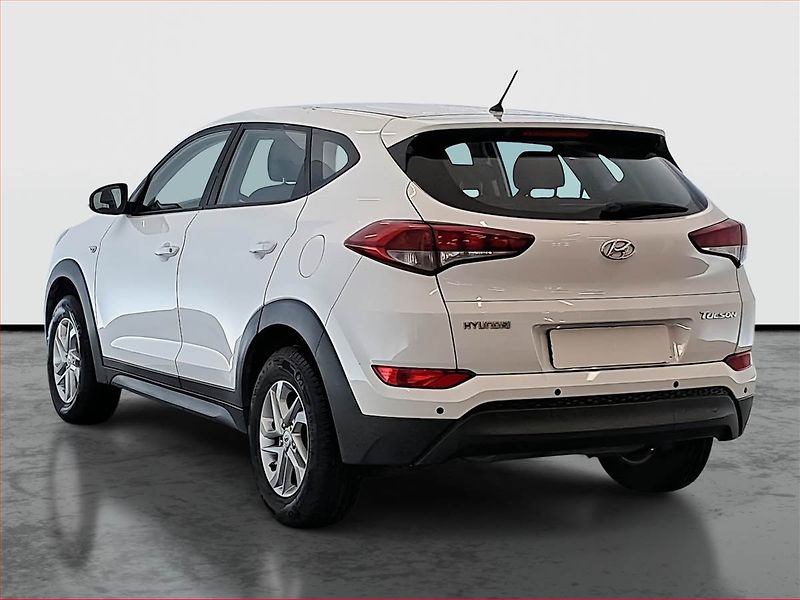 Hyundai Tucson (2017) 1.6 GDI, Serv.kniha - fotka 4 z 16