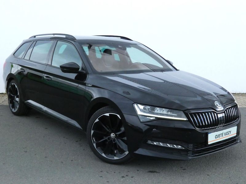 Škoda Superb Combi Sportline 2.0 TDI 4x4 DS - fotka 8 z 30