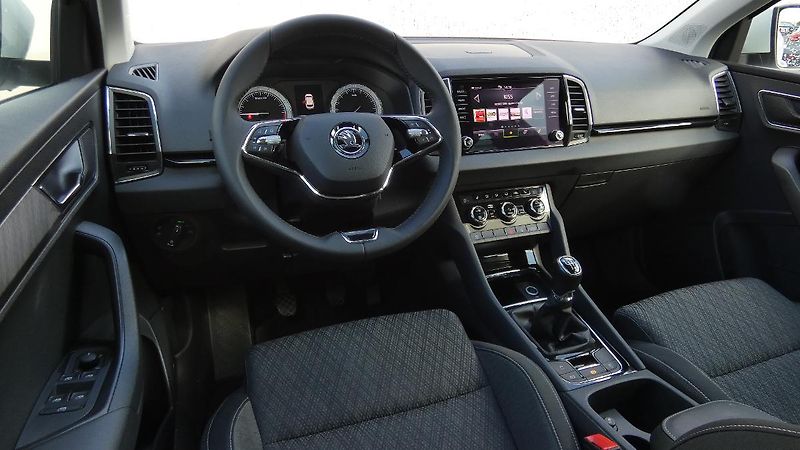 Škoda Karoq 2.0 TDI 110 kW Style - fotka 5 z 23