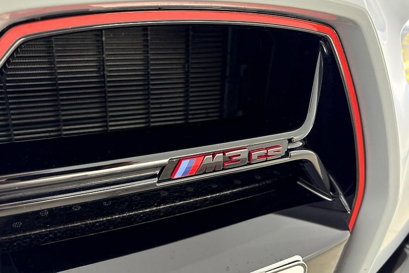 BMW M3 CS - fotka 26 z 29