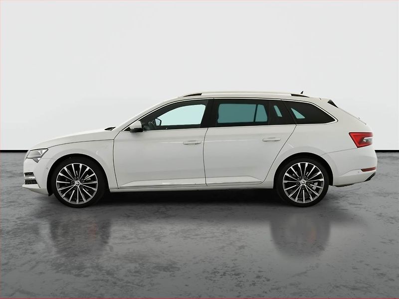 Škoda Superb (2023) 2.0 TDI - fotka 3 z 21