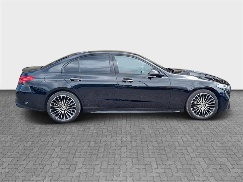 Mercedes-Benz Třídy C 300 d 4MATIC AMG Style Edition - fotka 6 z 22