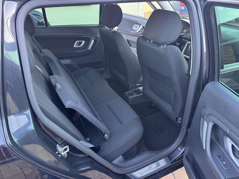 Škoda Fabia 1.4i 63KW ELEGANCE - fotka 15 z 20