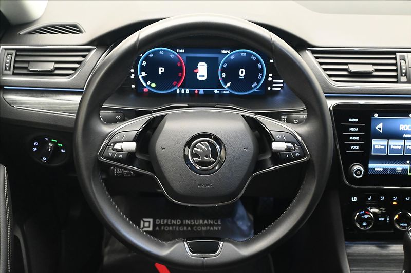 Škoda Superb 2,0 TDI 110 kW DSG Style Záruk - fotka 18 z 32
