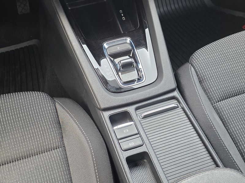 Škoda Octavia (2022) 2.0TDI AMBITION ČR NOVÉ 1.MAJ - fotka 14 z 19
