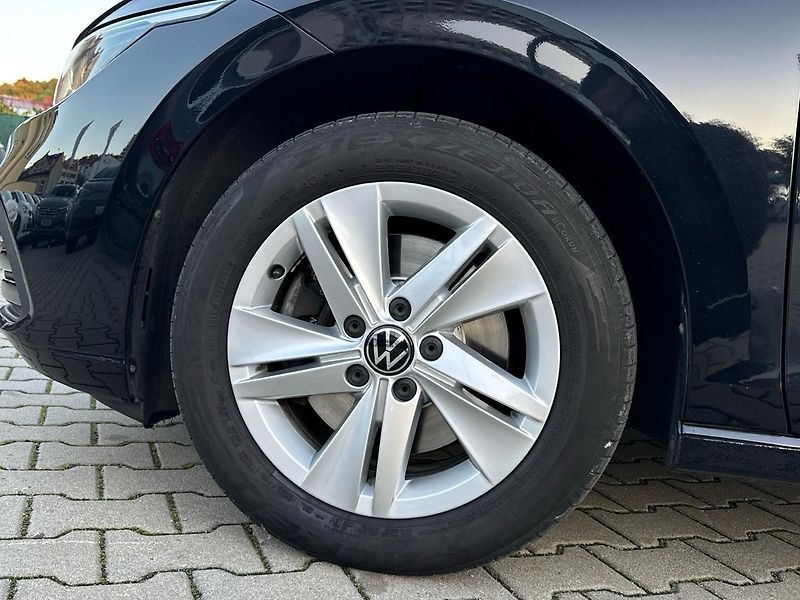 Volkswagen Golf Wa 2.0 Life DT085 Life 2.0 TDI - fotka 10 z 24