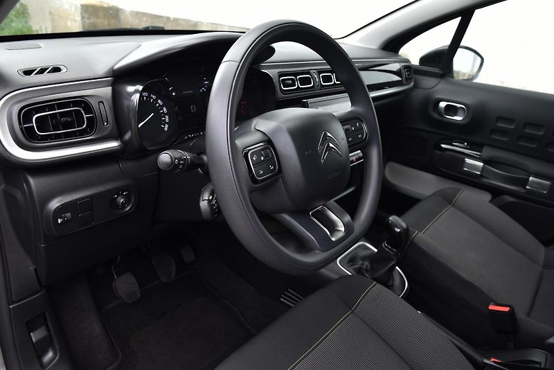 Citroën C3 1.2 PT,DKLIMA,TEMP,PDC,LED,DPH - fotka 9 z 46