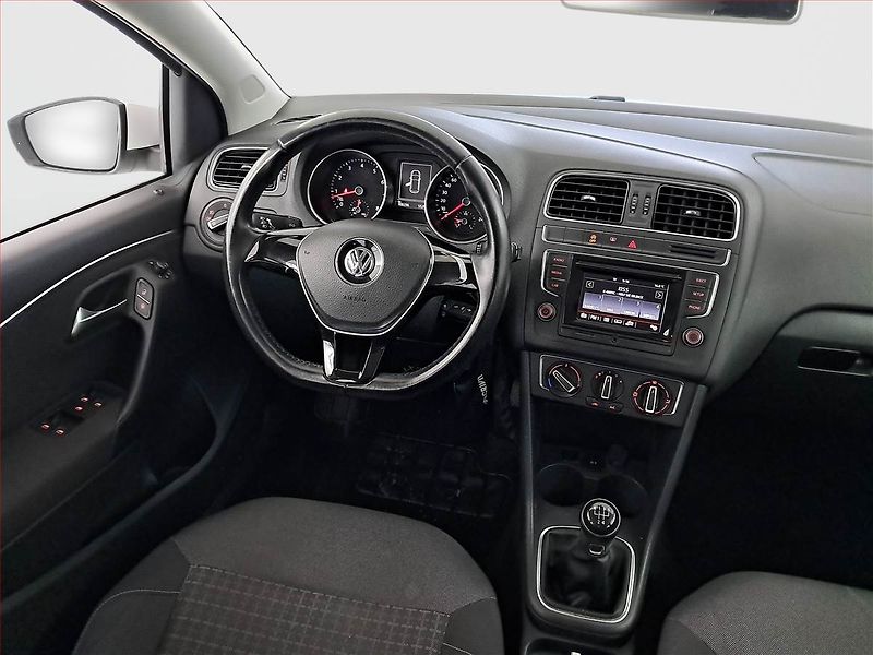 Volkswagen Polo (2014) Comfortline 1.2 TSI - fotka 7 z 15