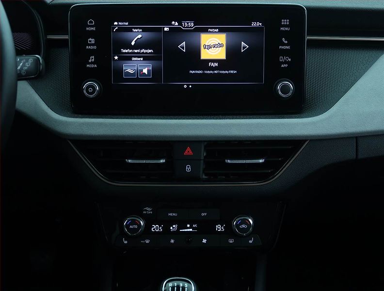 Škoda Kamiq (2025) Top Selection 1.0 TSI - fotka 12 z 19