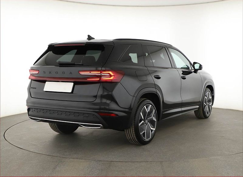 Škoda Kodiaq (2025) 2.0 TDI, Sportline, Navigace - fotka 5 z 27
